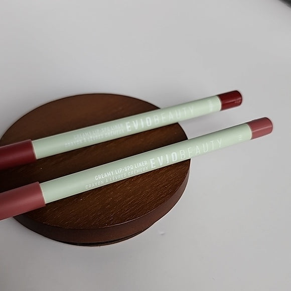 EVIO BEAUTY Lip-spo Liner Duo Color: Brooke + Val