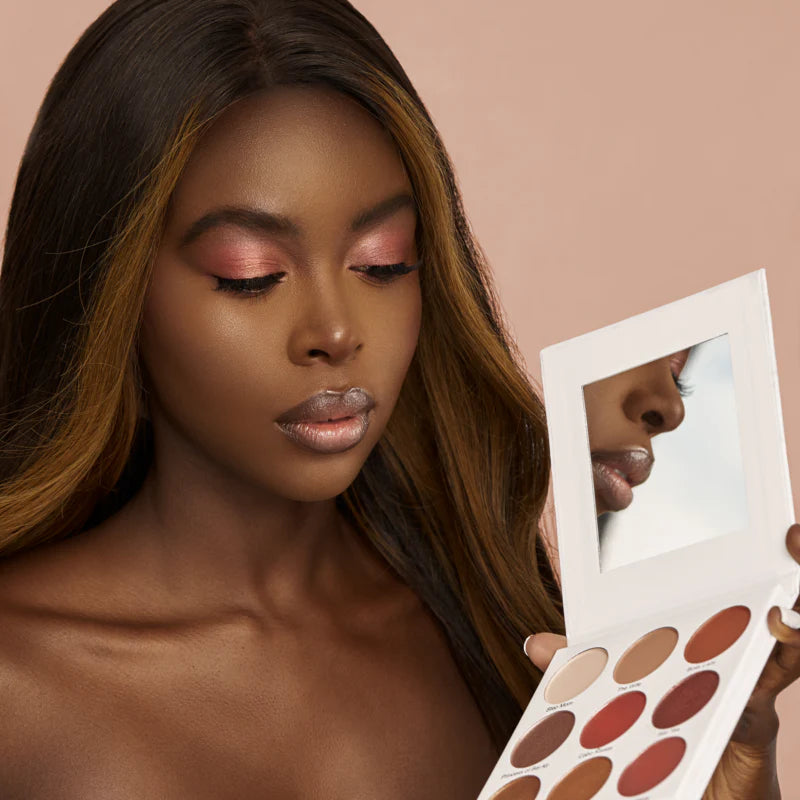 GIVE THEM LALA BEAUTY THE GROWN WOMAN PALETTE